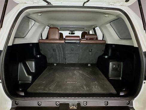 Used 2016 Toyota 4Runner Limited image 20