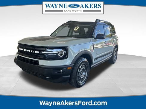 Used 2024 Ford Bronco Sport Outer Banks image 1