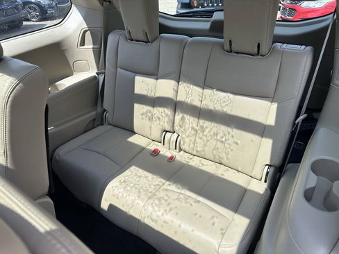 Used 2018 Nissan Pathfinder Platinum AWD/4WD image 23