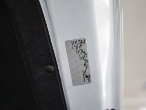 Used 2025 Cadillac Lyriq Sport image 28