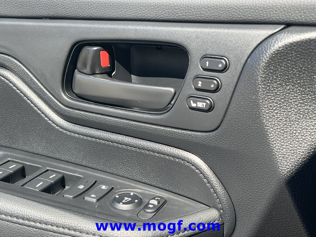 Used 2024 Honda Odyssey EX-L image 17