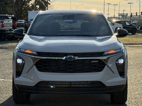 New 2026 Chevrolet Trax RS w/ Sunroof Package image 8