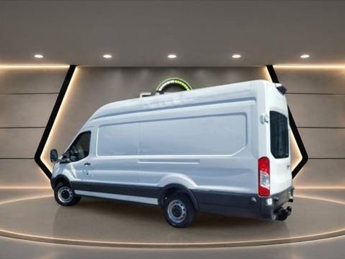 Used 2018 Ford Transit 250 148 High Roof Extended RWD image 4