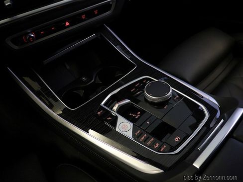 Certified 2024 BMW X5 xDrive40i w/ M Sport Package image 27