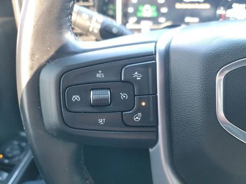 Used 2022 GMC Sierra 1500 Elevation image 14