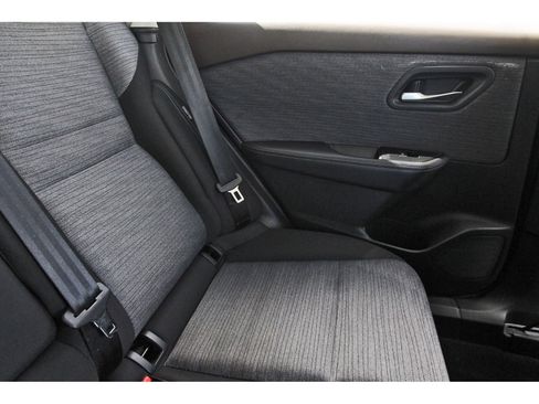 Used 2023 Nissan Rogue SV AWD/4WD image 15