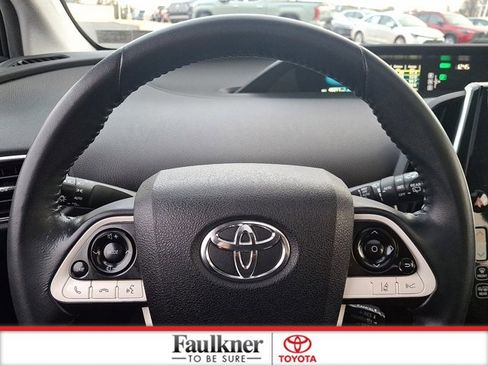 Certified 2018 Toyota Prius Four image 19