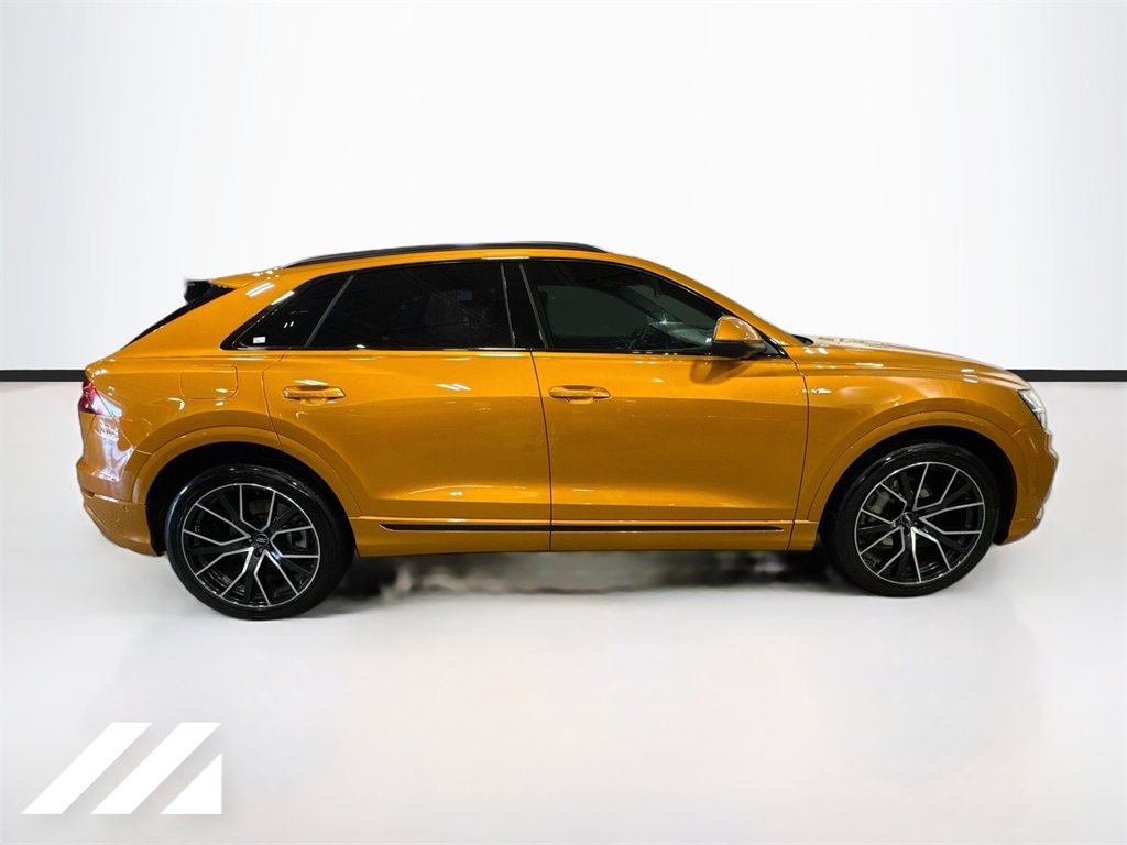 Used 2019 Audi Q8 Prestige w/ Luxury Package AWD/4WD image 4