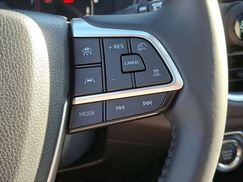 Certified 2025 Toyota Grand Highlander AWD image 20