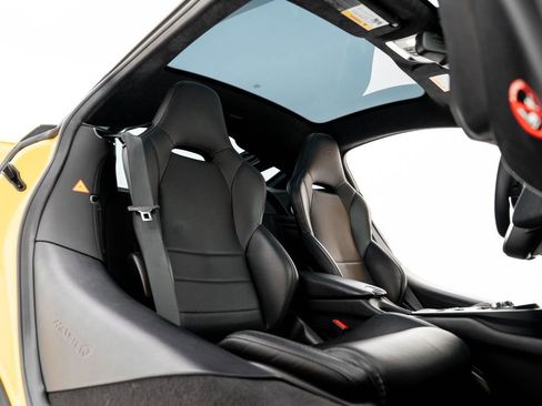 Used 2023 McLaren GT image 35