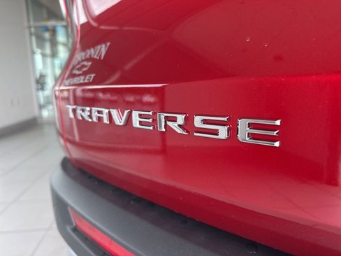 New 2026 Chevrolet Traverse LT w/ Driver Confidence Package FWD image 7