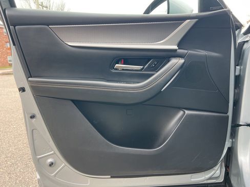 Used 2024 MAZDA CX-90 Plug-In Hybrid w/ Premium Pkg image 11