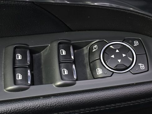 Used 2017 Ford Explorer Limited AWD/4WD image 21