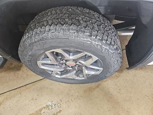 New 2026 GMC Sierra 1500 SLT w/ SLT Premium Plus Package image 9