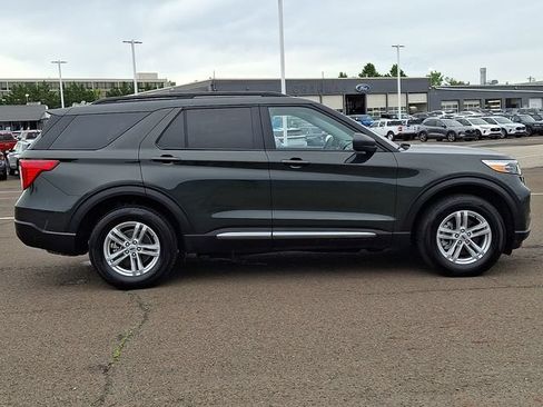 Certified 2023 Ford Explorer XLT AWD/4WD image 7