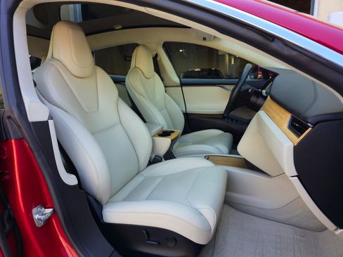 Used 2018 Tesla Model S 75D AWD/4WD image 26