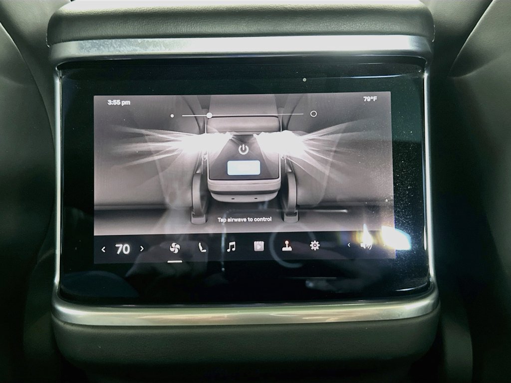 Used 2022 Tesla Model S AWD/4WD image 24