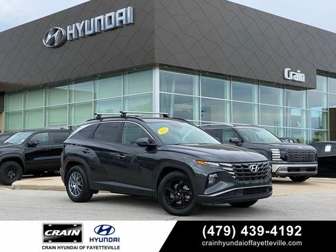 Used 2023 Hyundai Tucson SEL FWD image 1