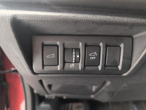 Used 2021 Subaru Outback Limited XT w/ Popular Package #2 AWD/4WD image 10
