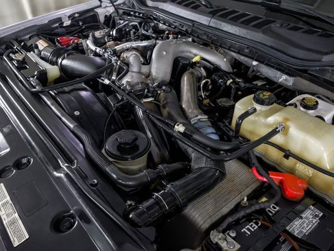 Used 2021 Ford F350 Lariat w/ Lariat Value Package image 46