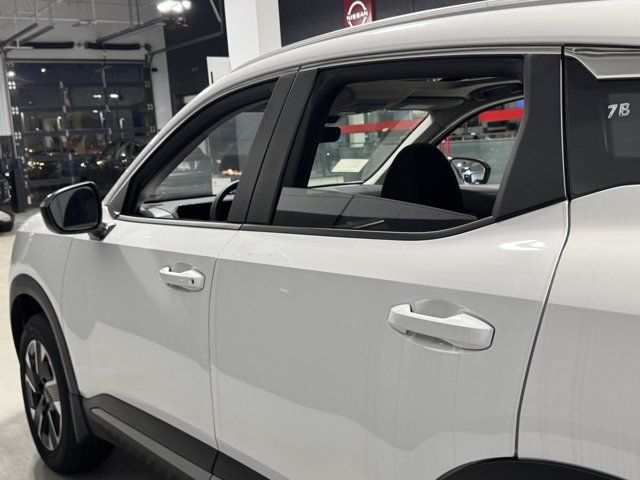 New 2026 Nissan Kicks SV w/ SV Premium Package AWD/4WD image 23