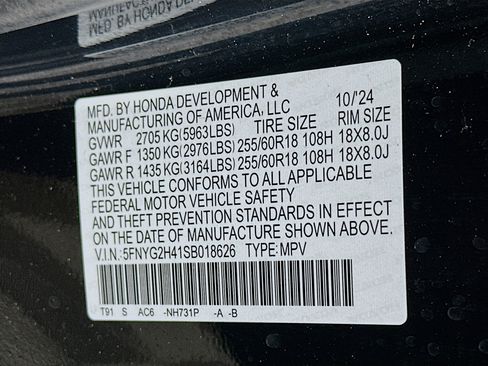 Used 2025 Honda Pilot EX-L image 12