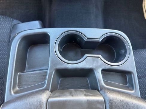 Used 2020 Chevrolet Silverado 1500 Custom w/ Custom Value Package image 7