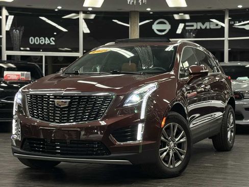 Used 2022 Cadillac XT5 Premium Luxury w/ LPO, Floor Liner Package image 4