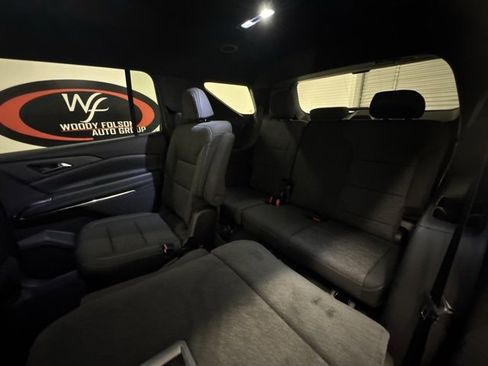 New 2026 Chevrolet Traverse LT w/ Driver Confidence Package image 11
