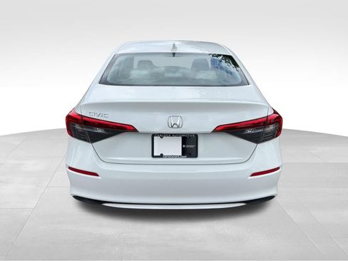 Used 2022 Honda Civic LX image 6