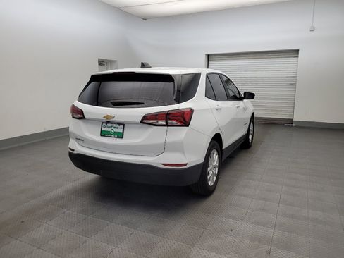 Used 2022 Chevrolet Equinox LS w/ LPO, Floor Liner Package FWD image 9
