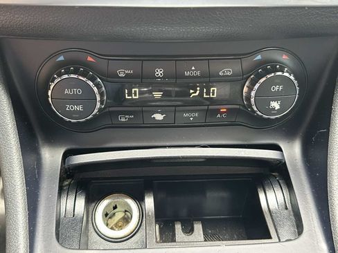 Used 2016 Mercedes-Benz CLA 250 image 27