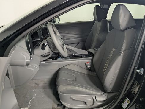 New 2026 Hyundai Elantra Sport image 12