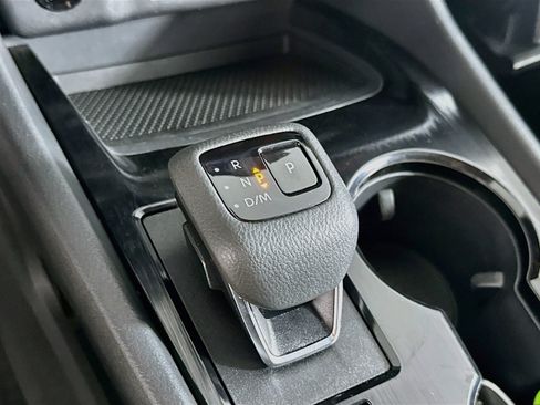 Used 2025 Nissan Rogue SV FWD image 24