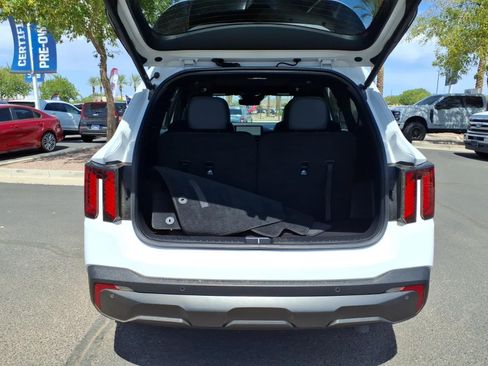 Used 2025 Kia Sorento SX Prestige AWD/4WD image 17