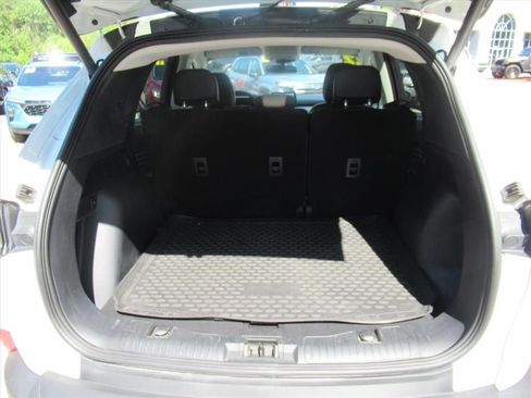 Used 2022 Ford Escape SEL w/ Technology Package FWD image 32