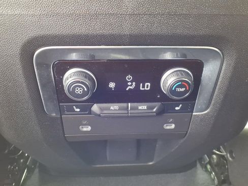 Used 2023 Chevrolet Tahoe LT w/ LT Signature Package image 25