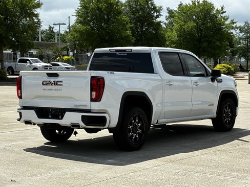 Used 2020 GMC Sierra 1500 Elevation w/ Elevation Value Package AWD/4WD image 12