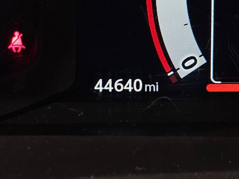 Used 2024 Toyota Tacoma SR5 image 29