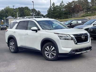 Used 2022 Nissan Pathfinder SL