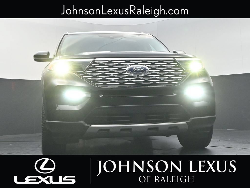 Used 2023 Ford Explorer Platinum w/ Technology Package AWD/4WD image 16