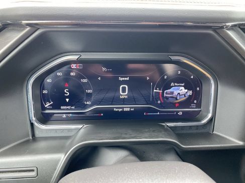 Used 2025 GMC Sierra 1500 AT4 w/ AT4 Premium Package AWD/4WD image 16