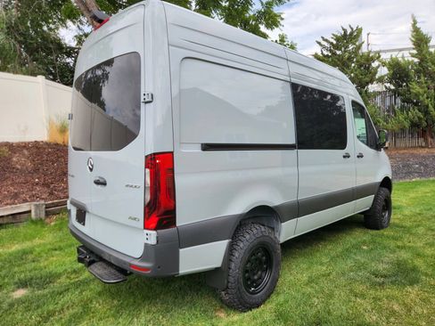 Used 2026 Mercedes-Benz Sprinter 2500 image 13