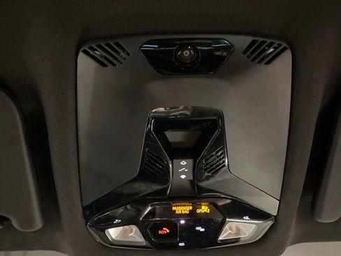 Used 2023 BMW X1 xDrive28i w/ Premium Package image 18