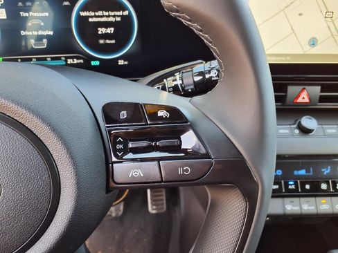 New 2025 Hyundai Elantra SEL image 25