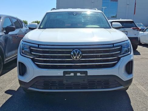 Used 2024 Volkswagen Atlas SE AWD/4WD image 2