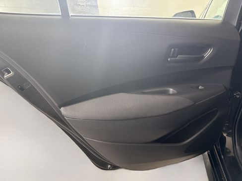 Used 2022 Toyota Corolla LE image 25