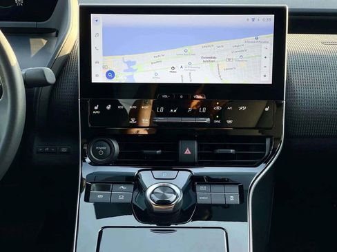 Used 2023 Toyota bZ4X FWD image 22