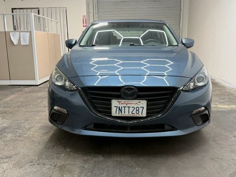 Used 2016 MAZDA MAZDA3 i Sport w/ Preferred Equipment Package FWD image 3