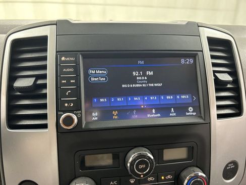 Used 2021 Nissan Frontier SV w/ Midnight Edition Floor Mats AWD/4WD image 14